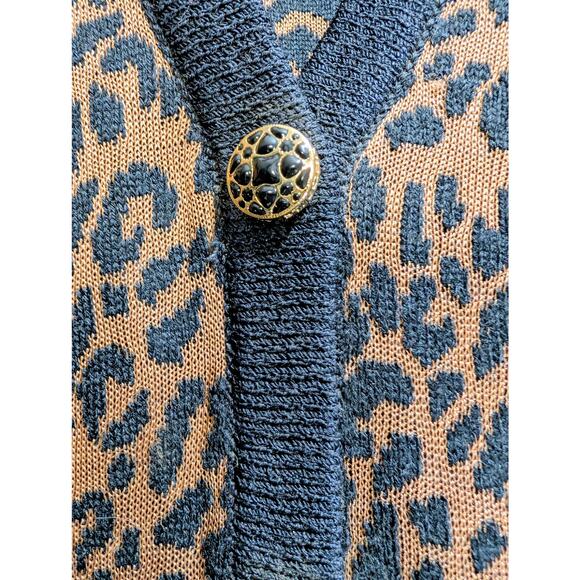 St John Collection Marie Gray Leopard Print Santana Knit Cardigan Jacket Size 4 - Picture 4 of 6